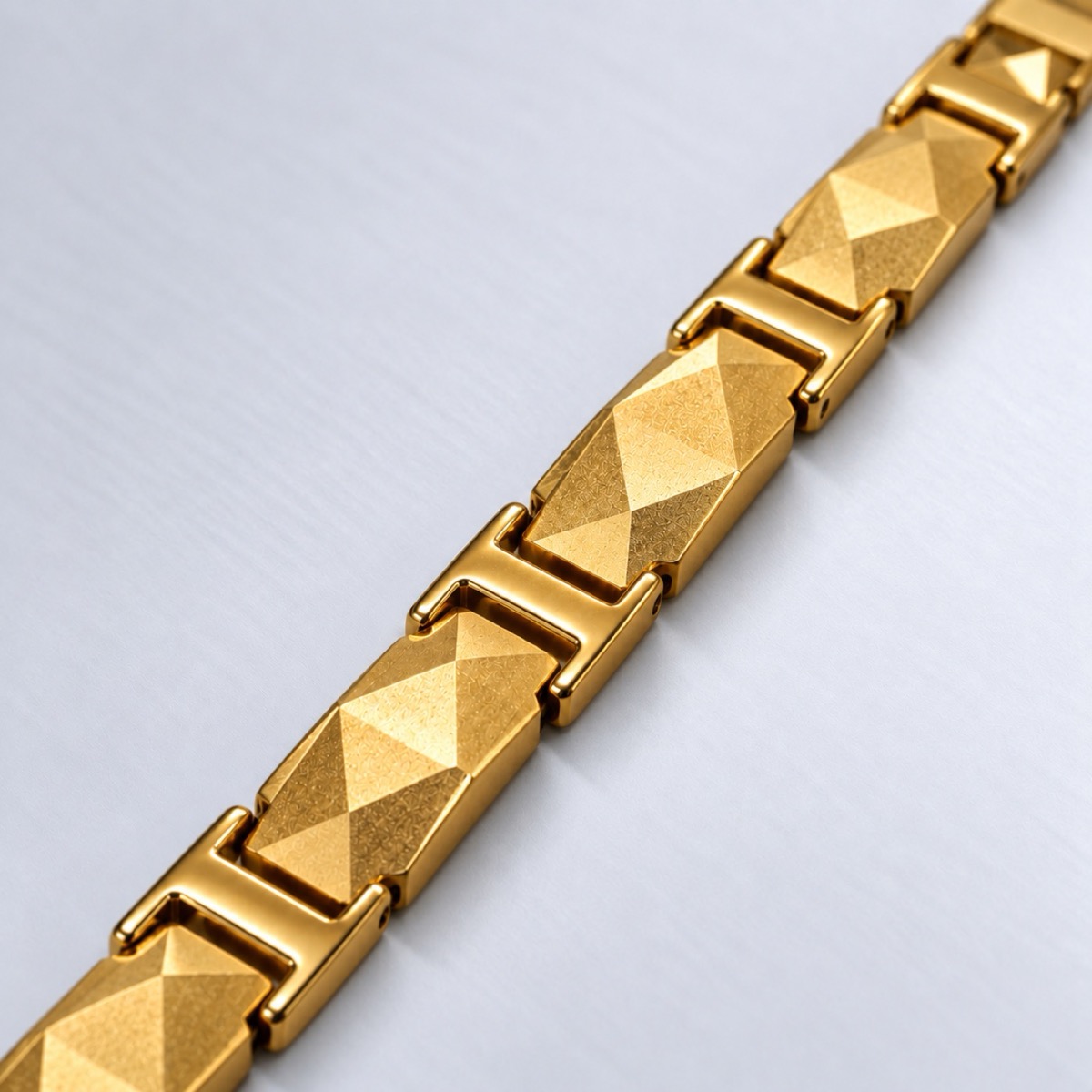 Golden Facet Bracelet — image 4